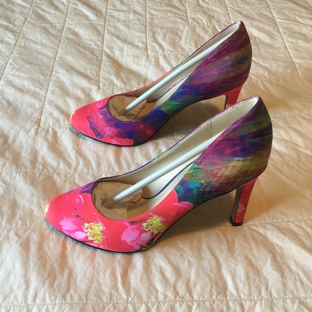 Nine West Floral Print High Heel Pumps New In Box